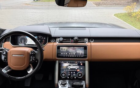 Land Rover Range Rover IV рестайлинг, 2018 год, 5 100 000 рублей, 21 фотография