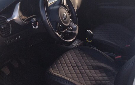 KIA Rio IV, 2020 год, 1 555 000 рублей, 5 фотография