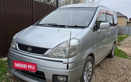 Nissan Serena II, 2001 год, 800 000 рублей, 3 фотография