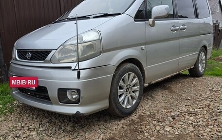 Nissan Serena II, 2001 год, 800 000 рублей, 10 фотография
