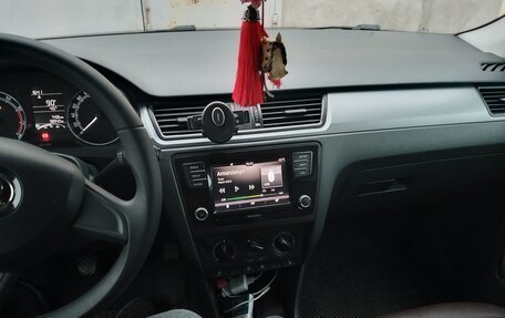 Skoda Rapid I, 2017 год, 1 080 000 рублей, 4 фотография