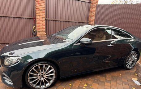Mercedes-Benz E-Класс, 2020 год, 4 750 000 рублей, 3 фотография