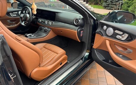 Mercedes-Benz E-Класс, 2020 год, 4 750 000 рублей, 9 фотография