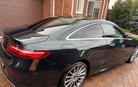 Mercedes-Benz E-Класс, 2020 год, 4 750 000 рублей, 8 фотография
