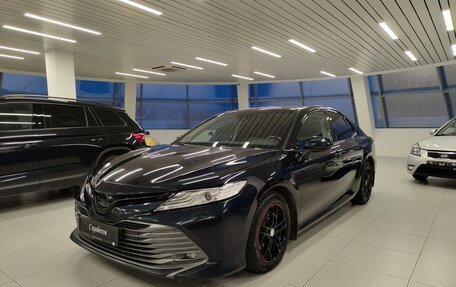 Toyota Camry, 2018 год, 2 949 000 рублей, 1 фотография