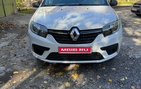 Renault Logan II, 2018 год, 550 000 рублей, 7 фотография