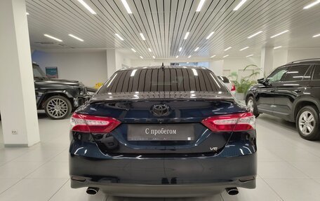 Toyota Camry, 2018 год, 2 949 000 рублей, 4 фотография