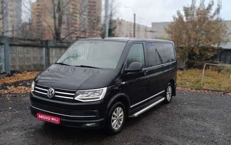 Volkswagen Multivan T6 рестайлинг, 2017 год, 3 250 000 рублей, 1 фотография