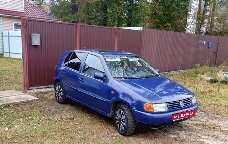 Volkswagen Polo III рестайлинг, 1998 год, 150 000 рублей, 1 фотография