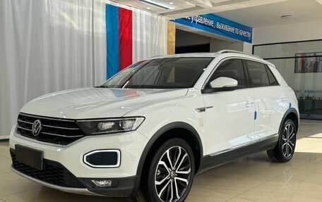 Volkswagen T-Cross I, 2022 год, 1 940 000 рублей, 1 фотография