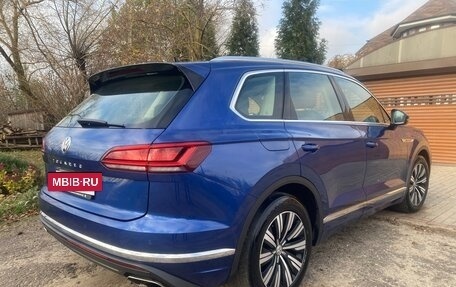 Volkswagen Touareg III, 2019 год, 4 900 000 рублей, 2 фотография