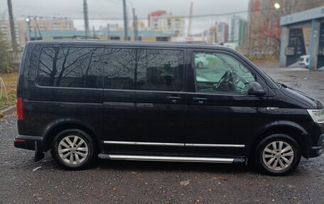 Volkswagen Multivan T6 рестайлинг, 2017 год, 3 250 000 рублей, 5 фотография
