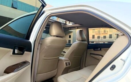 Toyota Camry, 2015 год, 1 700 000 рублей, 9 фотография