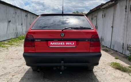 Skoda Felicia I рестайлинг, 1998 год, 290 000 рублей, 2 фотография