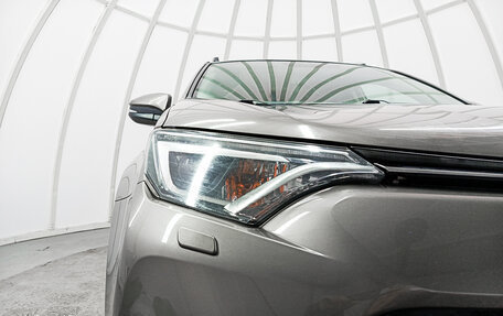 Toyota RAV4, 2018 год, 2 340 000 рублей, 21 фотография