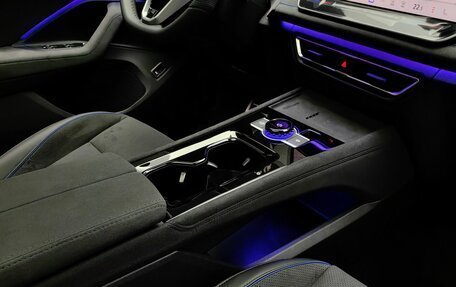 Volkswagen Tiguan, 2025 год, 4 900 000 рублей, 25 фотография