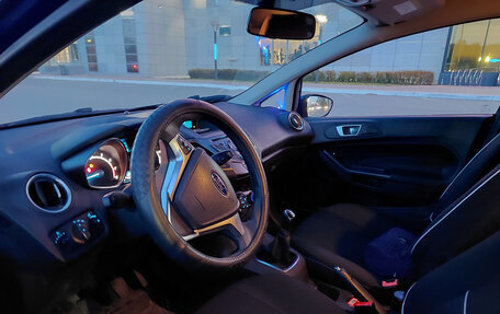 Ford Fiesta, 2016 год, 810 000 рублей, 3 фотография