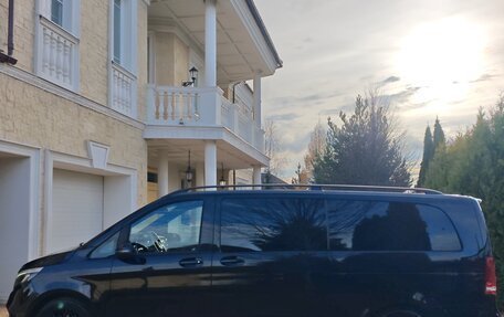 Mercedes-Benz V-Класс, 2018 год, 6 000 000 рублей, 4 фотография