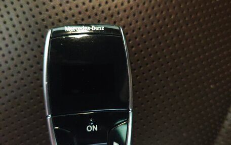 Mercedes-Benz V-Класс, 2018 год, 6 000 000 рублей, 15 фотография