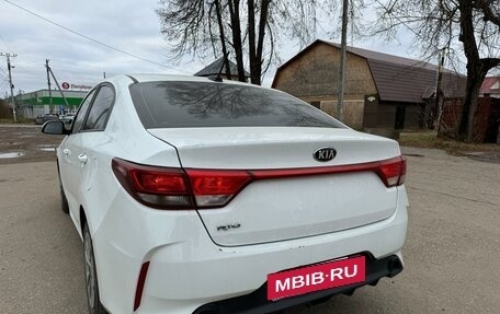 KIA Rio IV, 2020 год, 895 000 рублей, 3 фотография