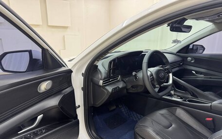 Hyundai Elantra, 2023 год, 1 622 000 рублей, 5 фотография