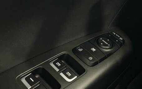 KIA Sportage IV рестайлинг, 2019 год, 2 175 000 рублей, 10 фотография