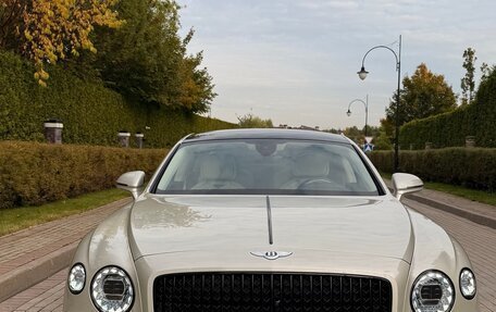 Bentley Flying Spur, 2023 год, 33 000 000 рублей, 8 фотография