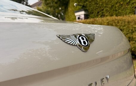 Bentley Flying Spur, 2023 год, 33 000 000 рублей, 7 фотография