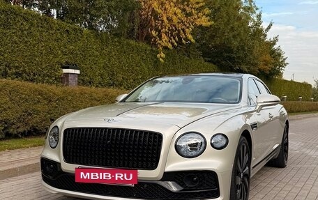 Bentley Flying Spur, 2023 год, 33 000 000 рублей, 2 фотография