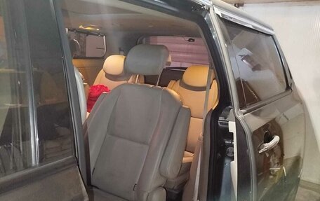 KIA Carnival III, 2017 год, 2 750 000 рублей, 7 фотография