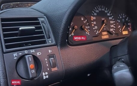 Mercedes-Benz C-Класс, 1996 год, 1 300 000 рублей, 21 фотография