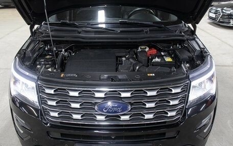 Ford Explorer VI, 2018 год, 3 098 000 рублей, 9 фотография