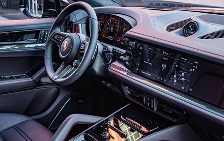 Porsche Cayenne III, 2025 год, 24 490 000 рублей, 15 фотография