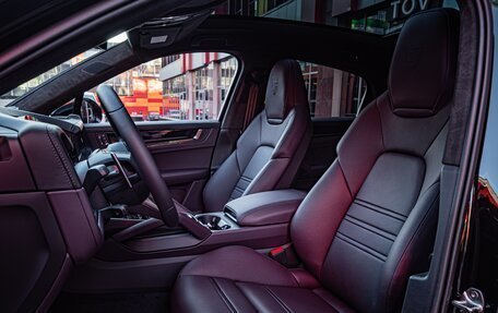 Porsche Cayenne III, 2025 год, 24 490 000 рублей, 17 фотография