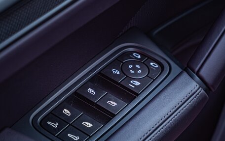 Porsche Cayenne III, 2025 год, 24 490 000 рублей, 24 фотография