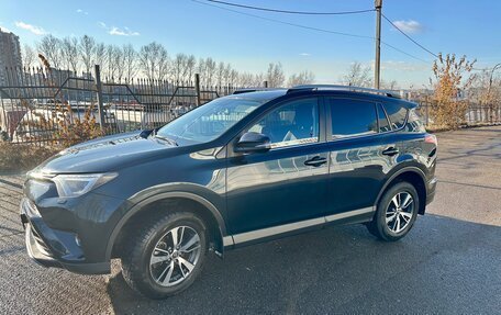 Toyota RAV4, 2018 год, 3 060 000 рублей, 3 фотография