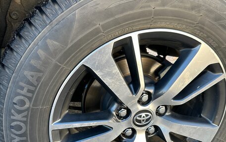 Toyota RAV4, 2018 год, 3 060 000 рублей, 11 фотография