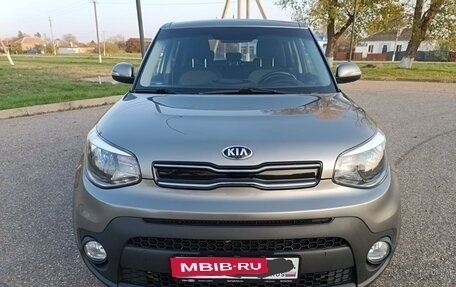 KIA Soul II рестайлинг, 2018 год, 1 400 000 рублей, 3 фотография