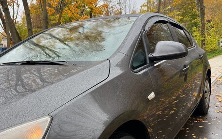 Opel Astra J, 2010 год, 595 000 рублей, 11 фотография