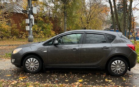 Opel Astra J, 2010 год, 595 000 рублей, 5 фотография