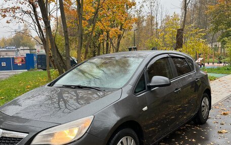 Opel Astra J, 2010 год, 595 000 рублей, 4 фотография