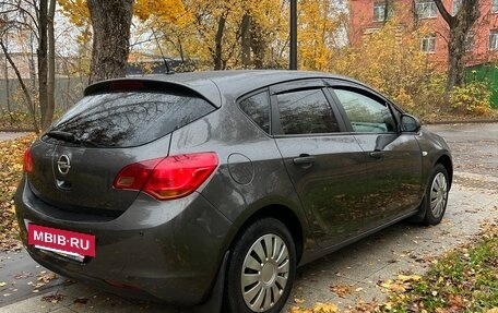 Opel Astra J, 2010 год, 595 000 рублей, 8 фотография