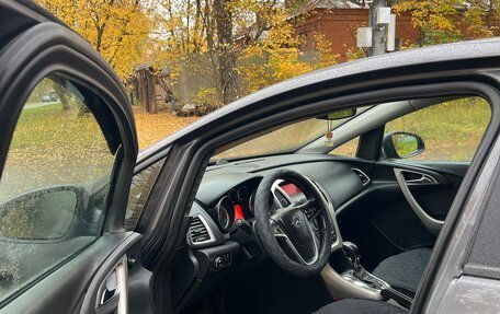 Opel Astra J, 2010 год, 595 000 рублей, 13 фотография