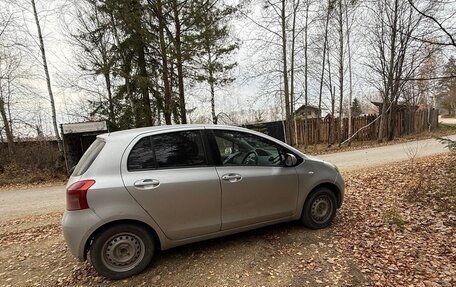 Toyota Vitz, 2005 год, 460 000 рублей, 4 фотография