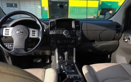 Nissan Pathfinder, 2010 год, 1 000 000 рублей, 10 фотография