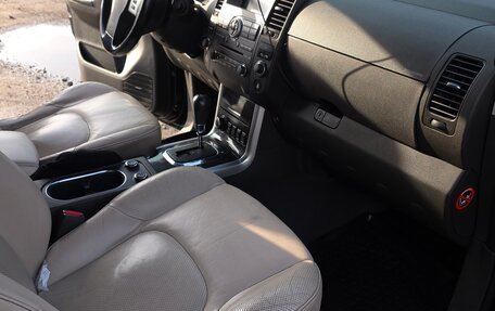 Nissan Pathfinder, 2010 год, 1 000 000 рублей, 11 фотография