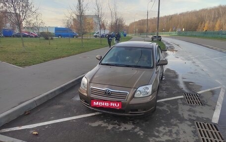 Toyota Avensis III рестайлинг, 2004 год, 430 000 рублей, 4 фотография