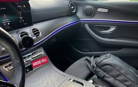 Mercedes-Benz E-Класс, 2020 год, 4 500 000 рублей, 7 фотография