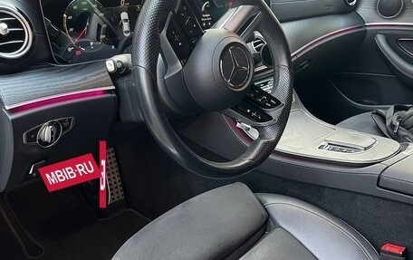 Mercedes-Benz E-Класс, 2020 год, 4 500 000 рублей, 10 фотография