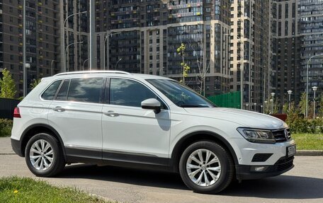 Volkswagen Tiguan II, 2017 год, 2 240 000 рублей, 3 фотография